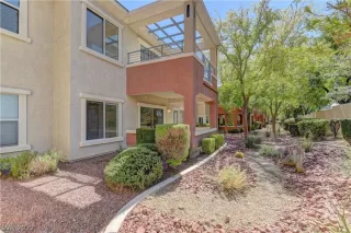 Photo #1: 2438855 Listing