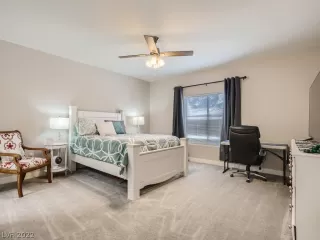 Photo #4: 2438952 Listing 