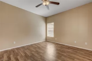 Photo #2: 2438988 Listing 