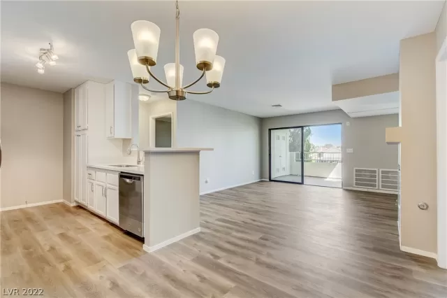 MLS: 2439002 Condo For Sale