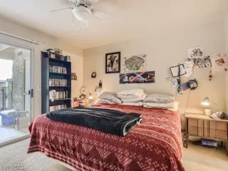 Photo #6: 2439053 Listing