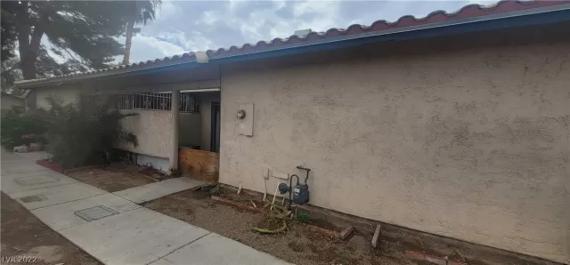 MLS: 2439082 Condo For Sale