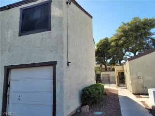 Photo #3: 2439125 Listing 