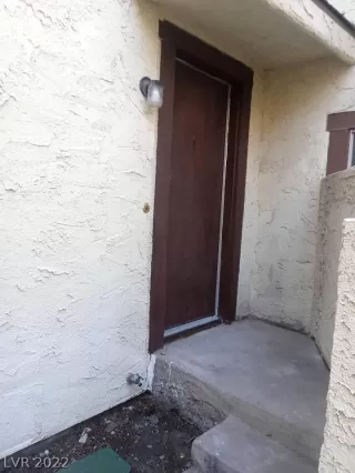 Photo #4: 2439125 Listing 