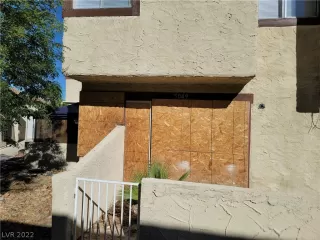 Photo #5: 2439125 Listing 