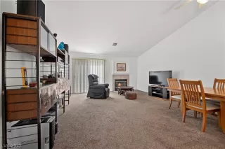 Photo #4: 2439149 Listing