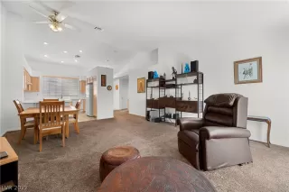 Photo #5: 2439149 Listing