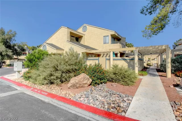 MLS: 2439152 Condo For Sale