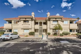 Photo #1: 2439159 Listing