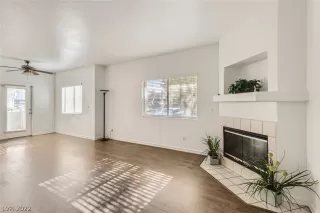 Photo #2: 2439159 Listing