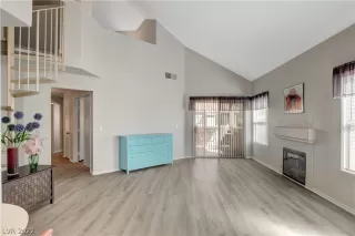 Photo #2: 2439184 Listing 