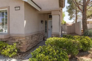 Photo #3: 2439186 Listing 