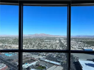 Photo #3: 2439190 Listing