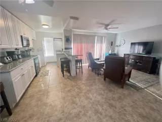 Photo #2: 2439205 Listing