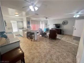 Photo #3: 2439205 Listing