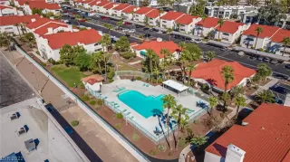 Photo #3: 2439224 Listing