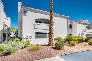 Photo #5: 2439224 Listing