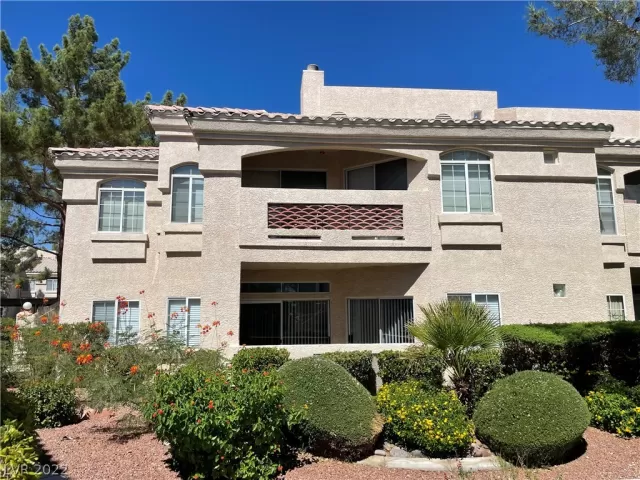 MLS: 2439251 Condo For Sale