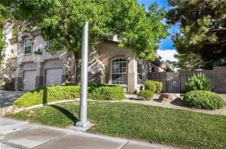 Photo #2: 2439264 Listing 