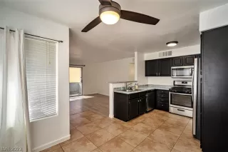 Photo #3: 2439267 Listing