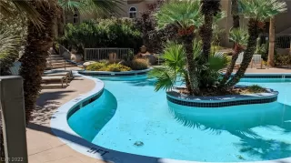 Photo #6: 2439276 Listing