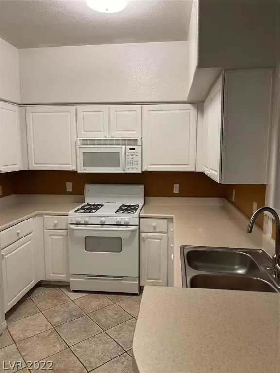 MLS: 2439328 Condo For Sale