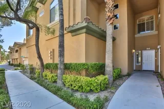 Photo #1: 2439343 Listing 