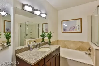 Photo #6: 2439343 Listing 