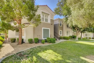 Photo #1: 2439379 Listing 