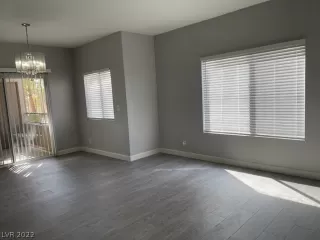 Photo #3: 2439385 Listing 