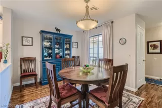 Photo #4: 2439399 Listing 