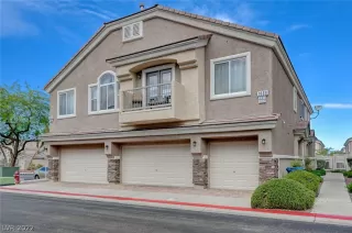 Photo #2: 2439423 Listing