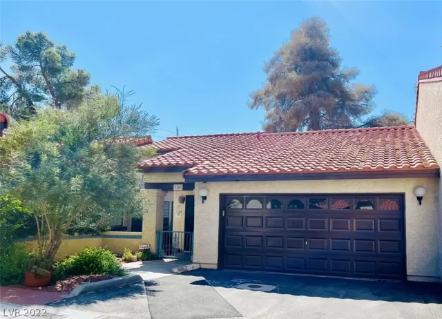 MLS: 2439428 Condo For Sale