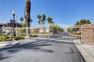 Photo #2: 2439450 Listing 
