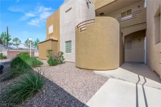 Photo #1: 2439457 Listing