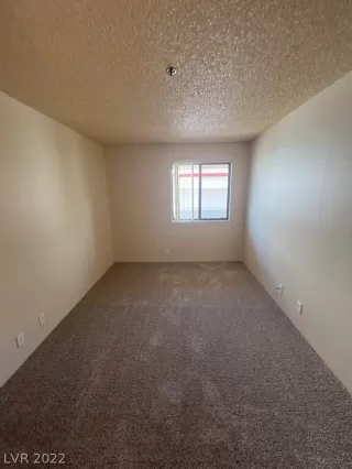 Photo #2: 2439472 Listing 