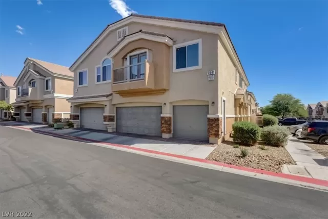 MLS: 2439502 Condo For Sale