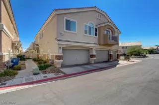 Photo #2: 2439502 Listing 