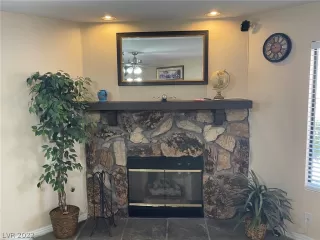 Photo #4: 2439506 Listing 