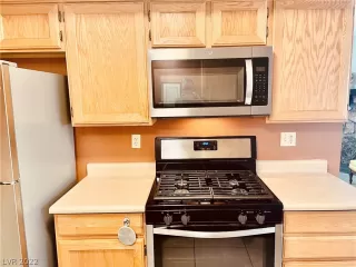 Photo #6: 2439506 Listing 