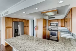 Photo #2: 2439523 Listing 