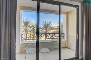 Photo #1: 2439535 Listing 