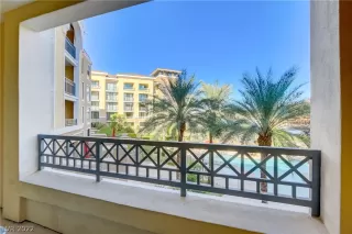 Photo #2: 2439535 Listing 