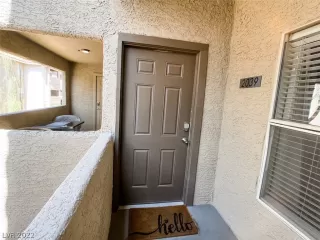 Photo #1: 2439570 Listing 