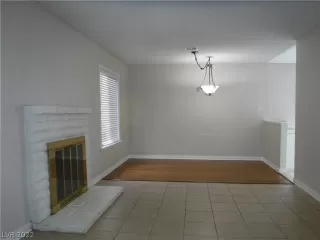 Photo #6: 2439579 Listing