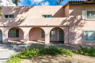 Photo #1: 2439613 Listing