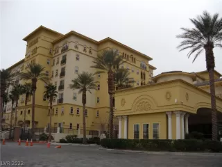 Photo #1: 2439646 Listing 