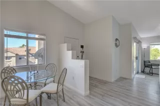 Photo #6: 2439664 Listing 