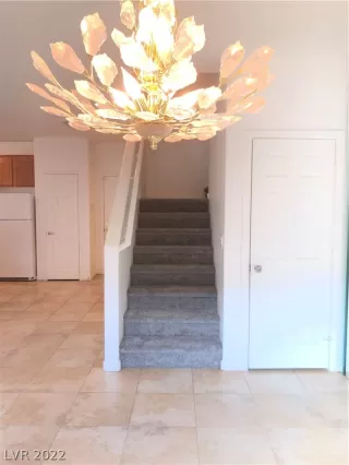 Photo #5: 2439675 Listing 