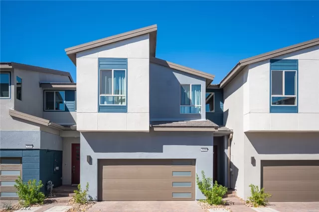 MLS: 2439735 Condo For Sale